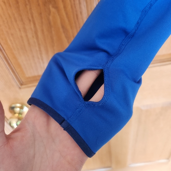 Nike Dri-Fit Quarter Zip - Picture 3 of 10